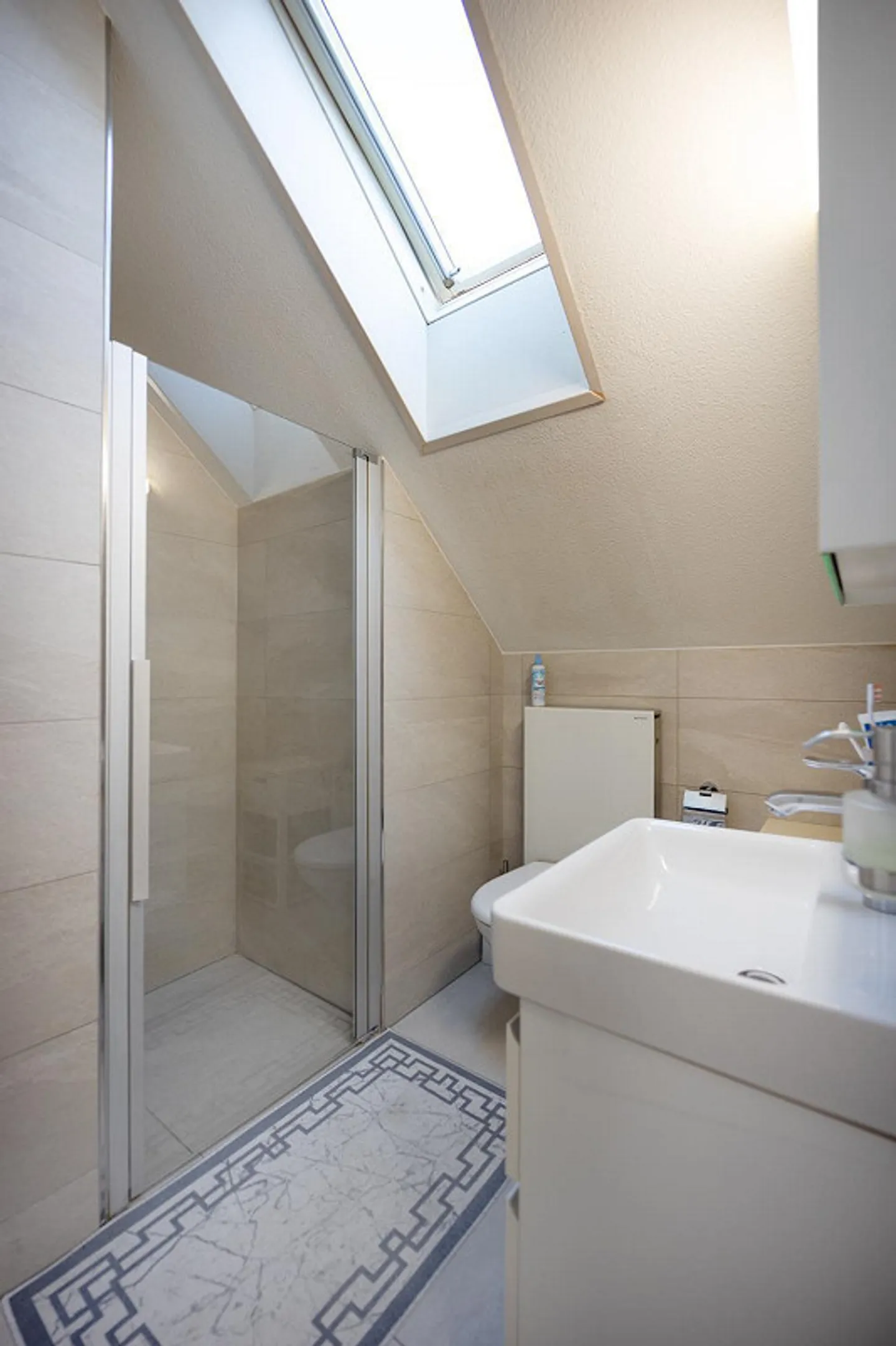 Attraktive 5,5-Zimmer-Dach-Maisonette-Eigentumswohnung in Mellingen - Photo 13 of 14