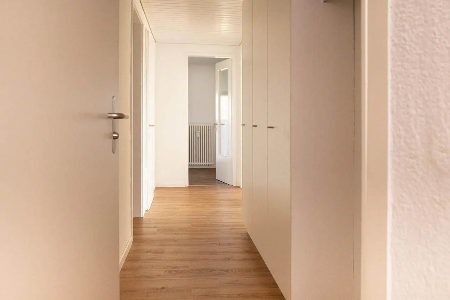 Charmante Wohnung mit Balkon - Foto 2 von 9