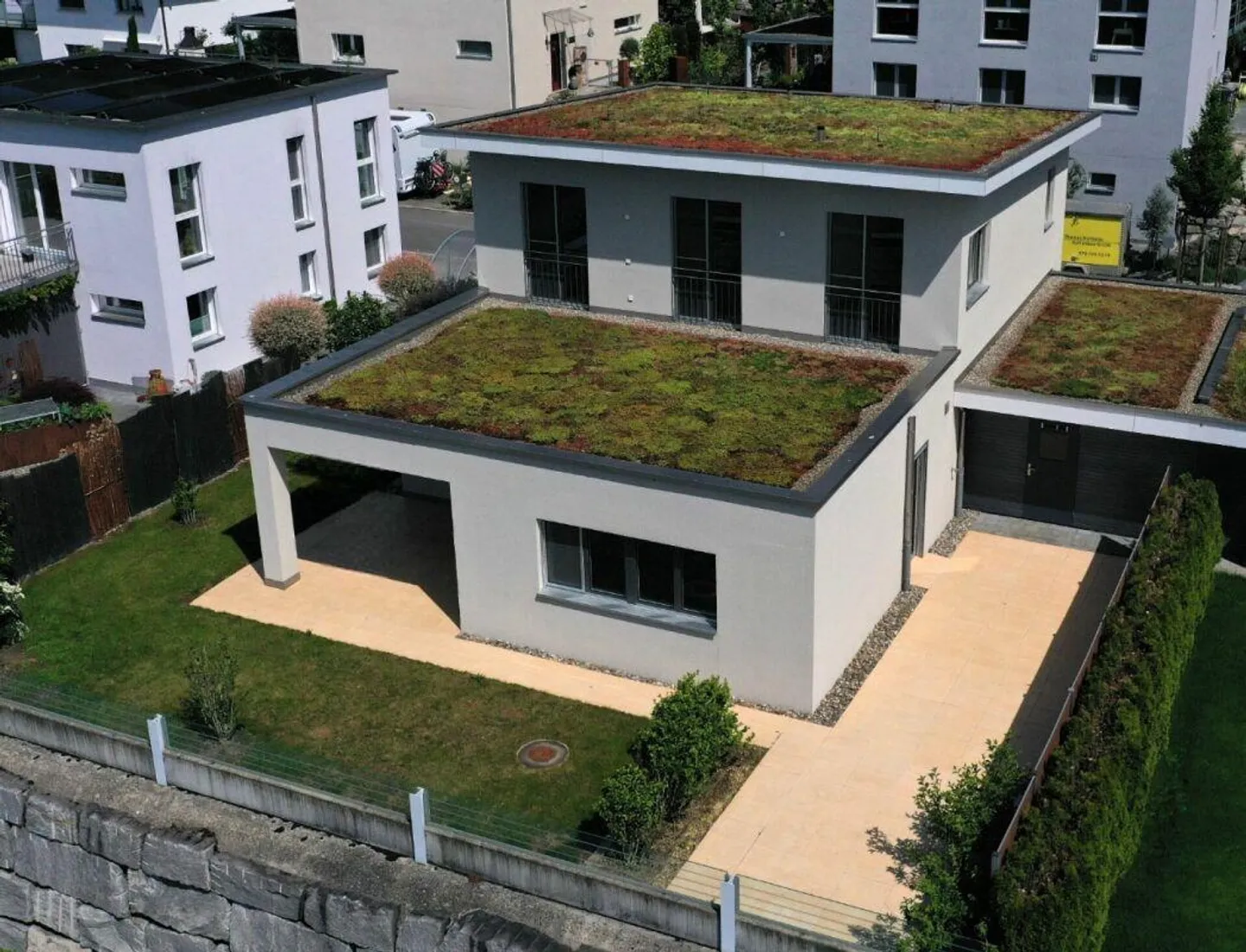 EINFAMILIENHAUS - Foto 1 von 5