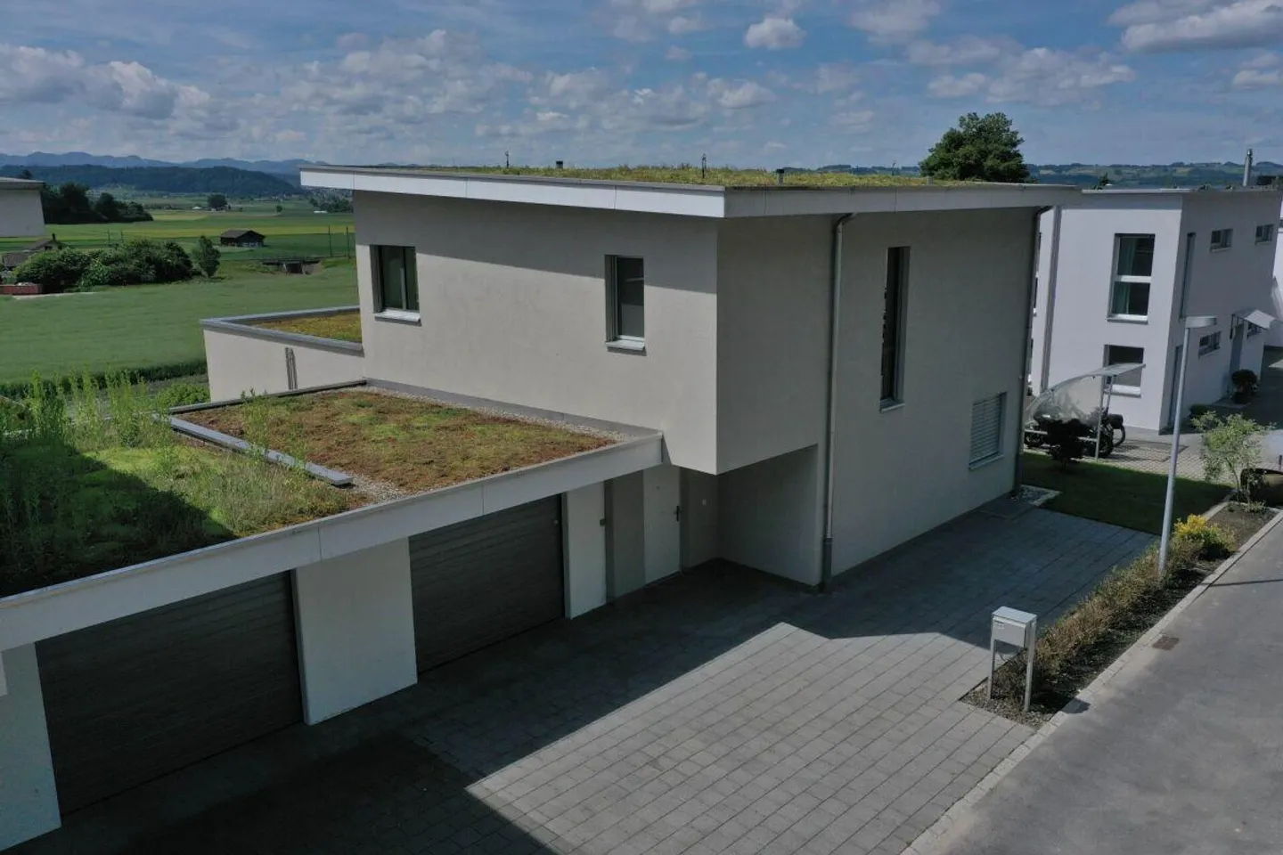 EINFAMILIENHAUS - Foto 2 von 5