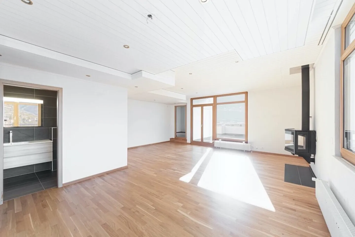 To seize! Magnificent accommodation in Sion! - Photo 2 of 8