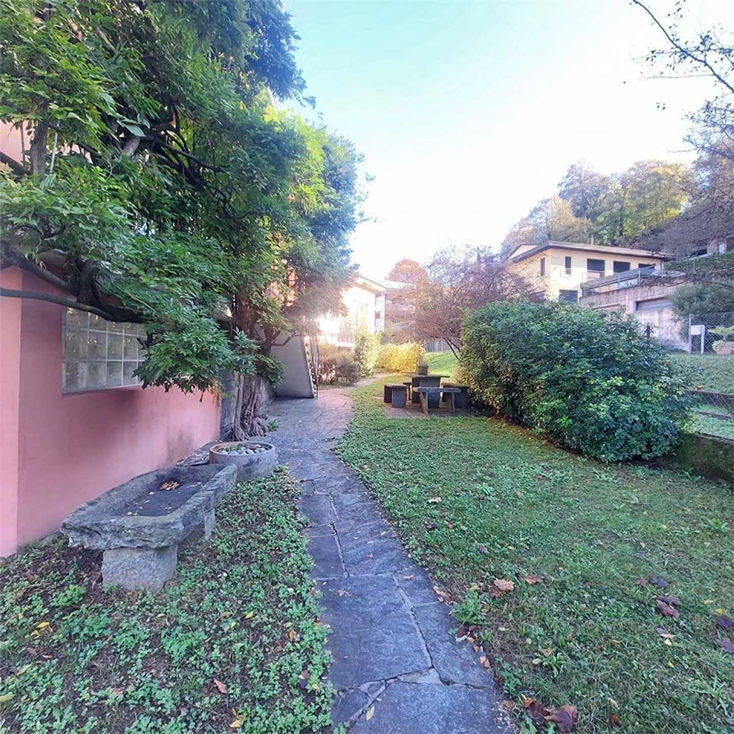 Montagnola, Buildable land with existing villa - Photo 5 of 5