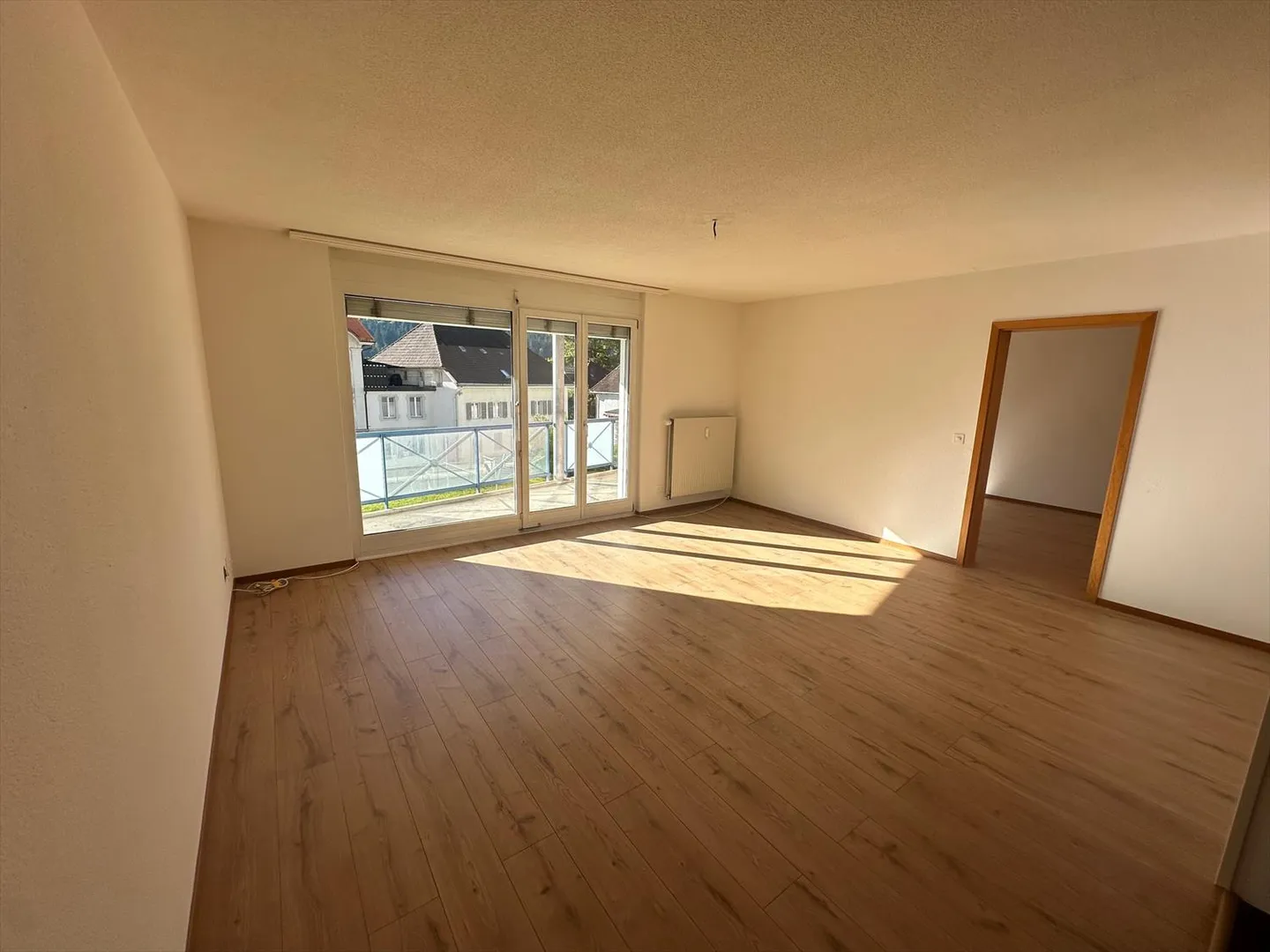For rent: 5.5-room apartment, balcony - Rue Basse 12, St-Imier - Photo 1 of 10