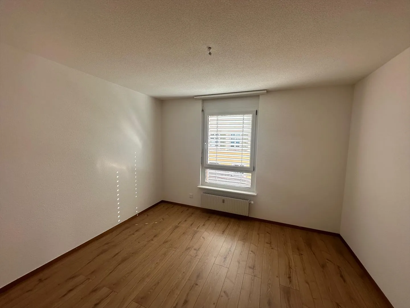 For rent: 5.5-room apartment, balcony - Rue Basse 12, St-Imier - Photo 4 of 10