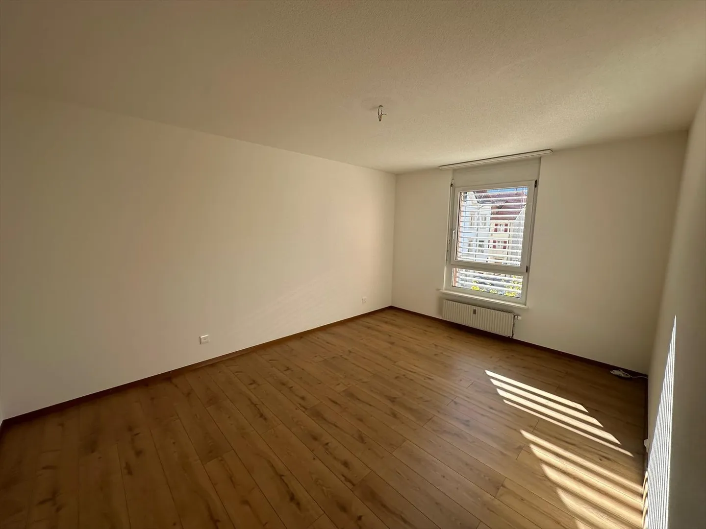 For rent: 5.5-room apartment, balcony - Rue Basse 12, St-Imier - Photo 5 of 10
