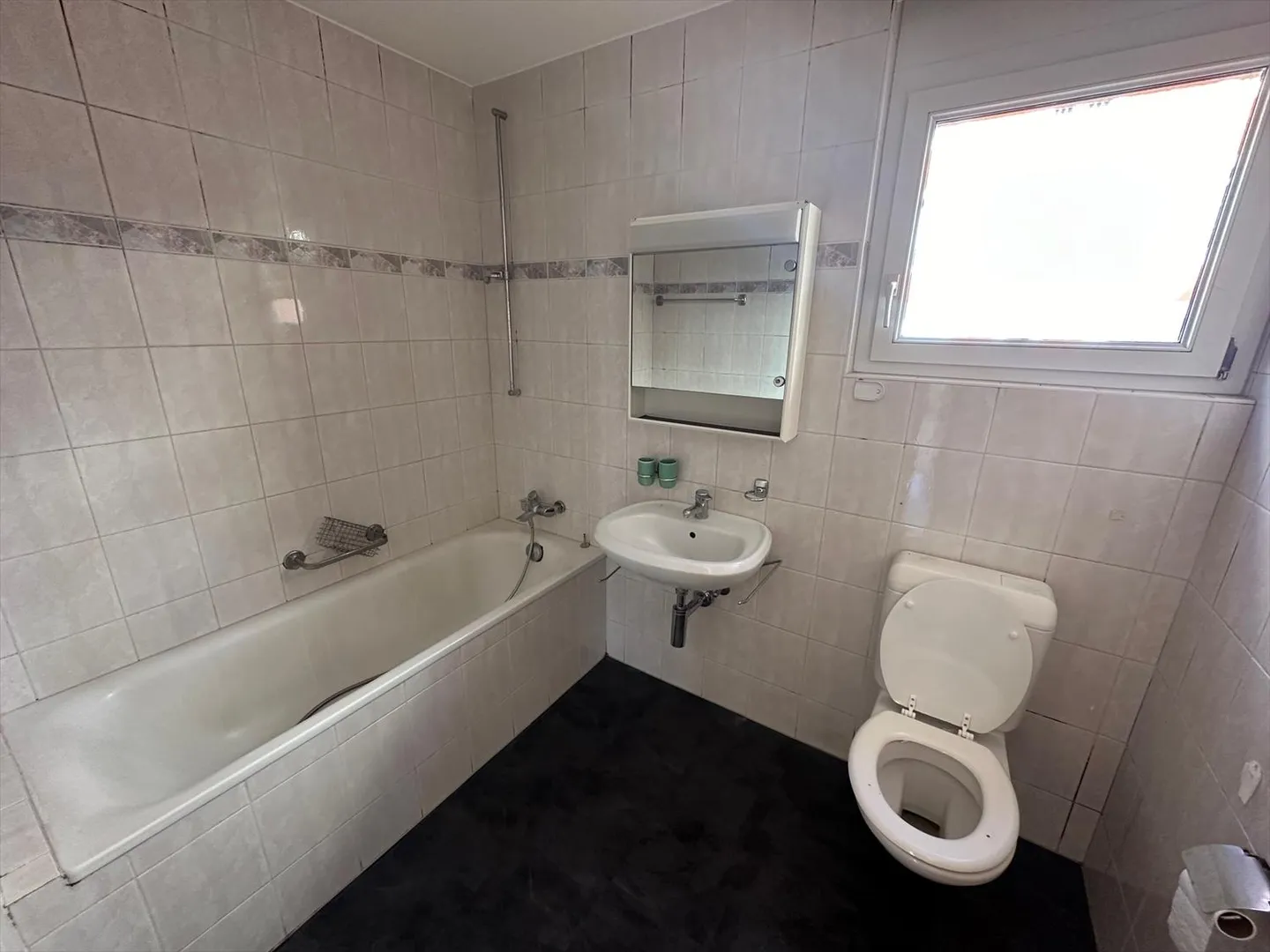 For rent: 5.5-room apartment, balcony - Rue Basse 12, St-Imier - Photo 8 of 10