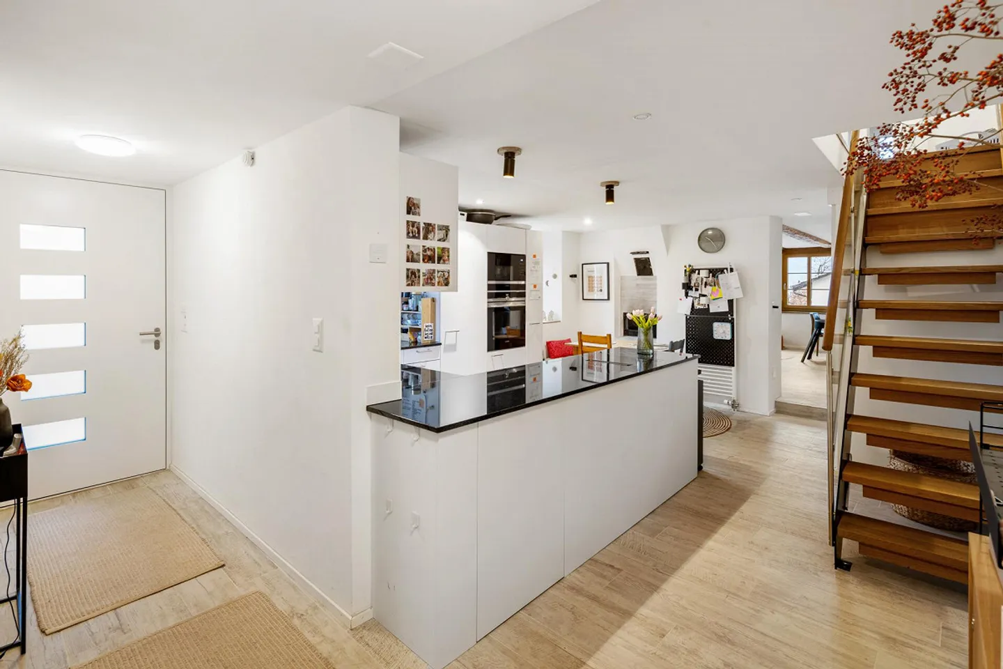 Casa d'angolo TOP-Ristrutturata a Hittnau-Isikon - Foto 15 di 28