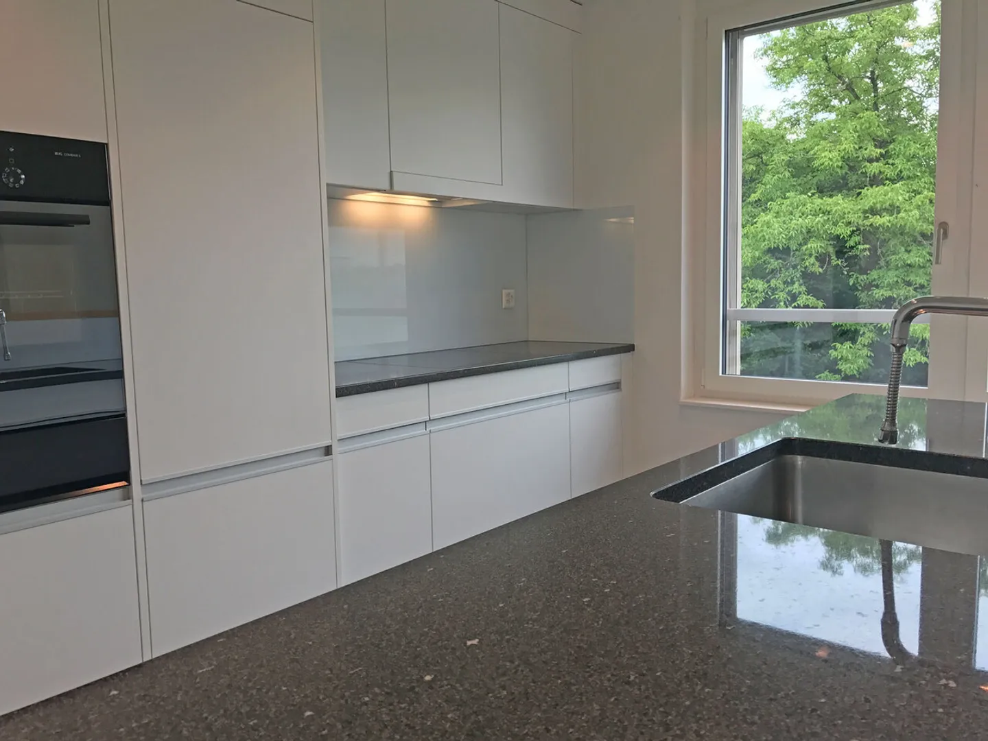 Moderne Familienwohnung mit Balkon - Foto 8 von 8