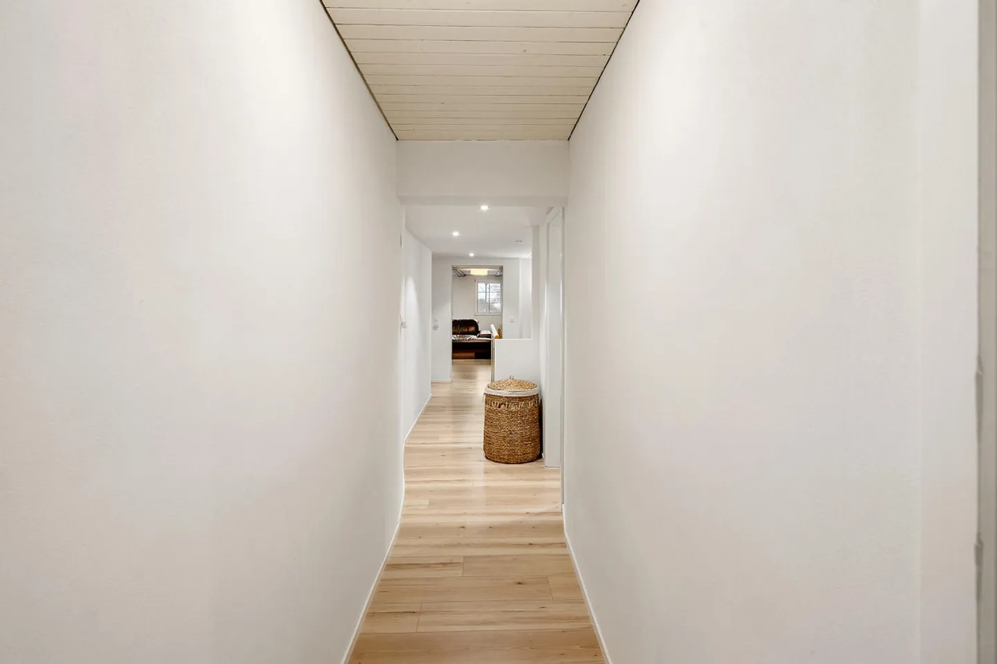 Casa d'angolo TOP-Ristrutturata a Hittnau-Isikon - Foto 20 di 28