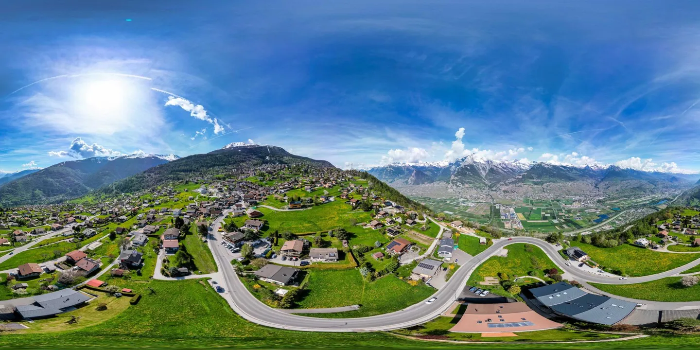 Magnificent building plot with a view - Photo 10 of 11