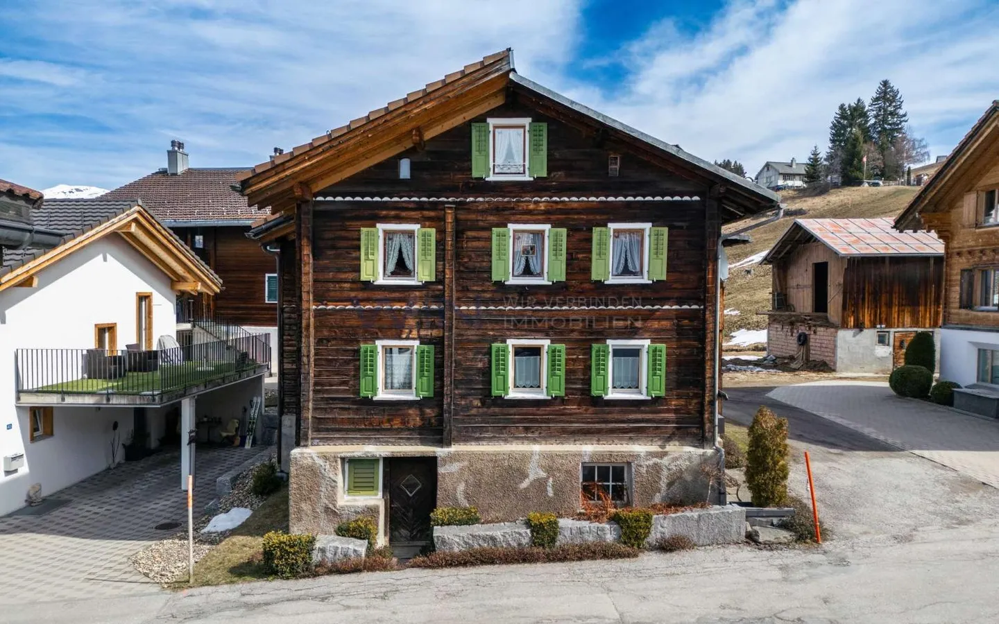 Traditional Home Decor (two holiday apartments including expansion potential) - Photo 11 of 11