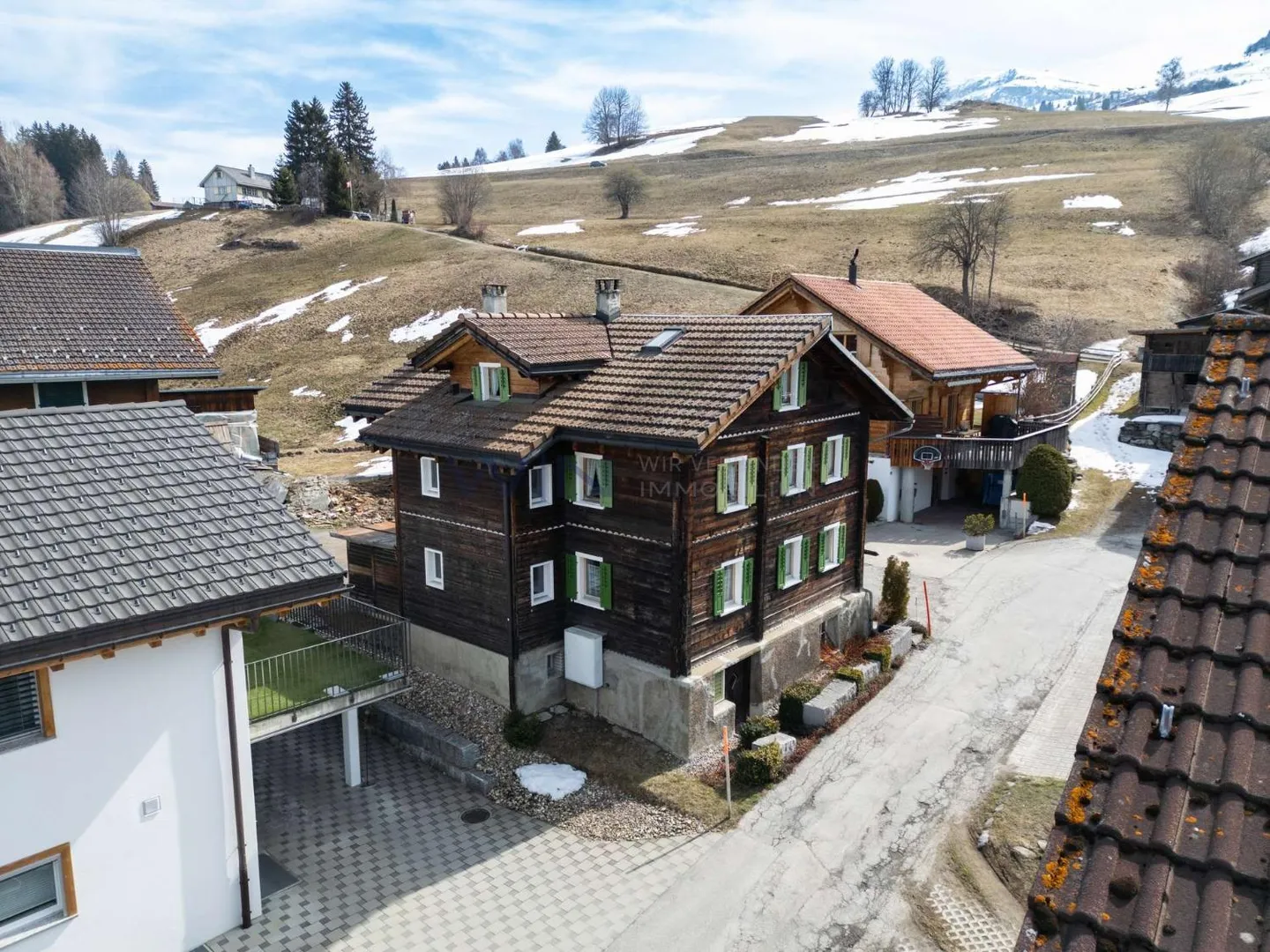 Traditional Home Decor (two holiday apartments including expansion potential) - Photo 1 of 11