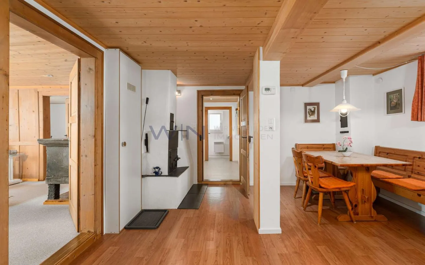 Traditional Home Decor (two holiday apartments including expansion potential) - Photo 3 of 11