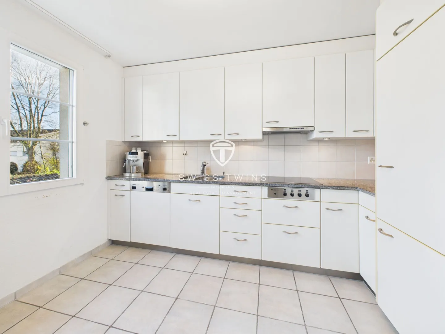 Your new dream apartment - stylish living in a quiet, family-friendly environment - Photo 7 of 12