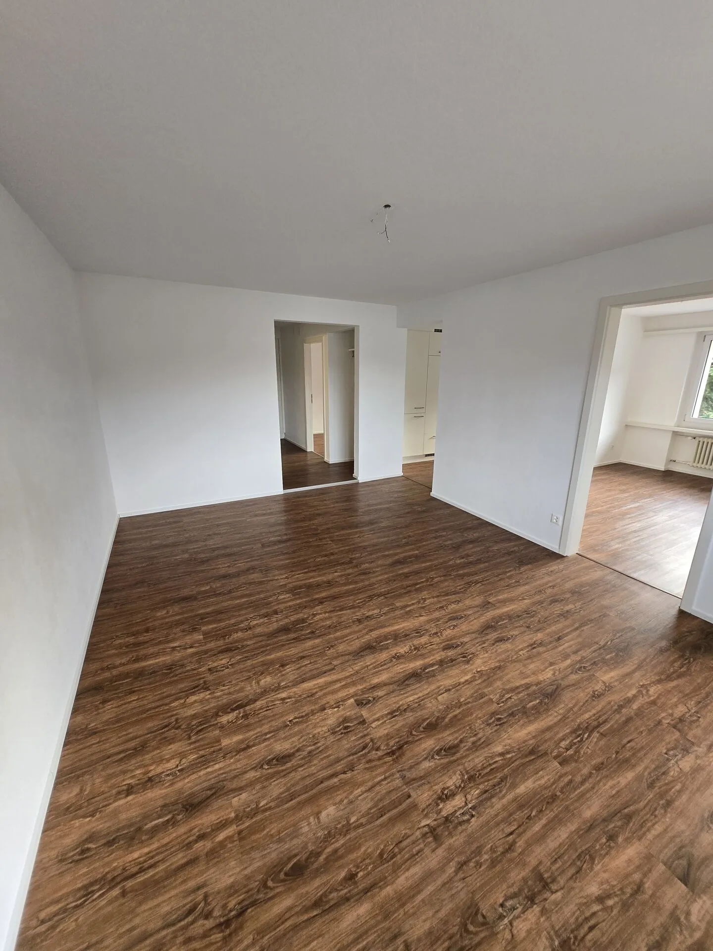 Beautiful 3.5 room apartment in a beautiful location now still available! - Photo 5 of 9