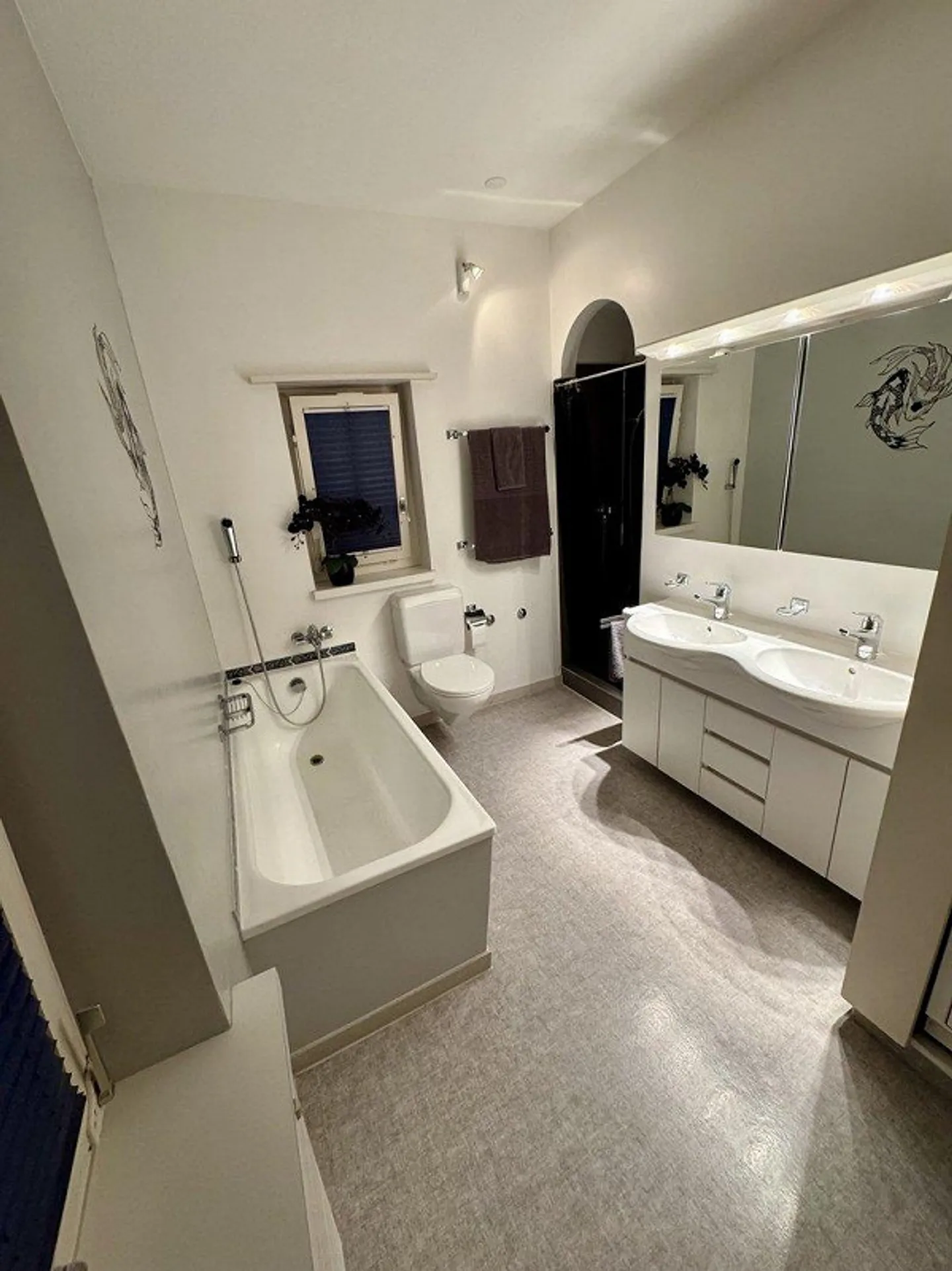 Charming 2.5-room apartment with balcony in Winterthur - Photo 11 of 13