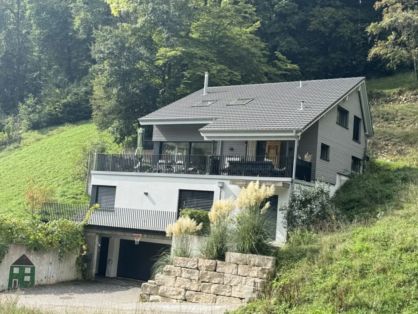 Einfamilienhaus mit Privatsphäre, Aussicht und Natur - Hemmental/Schaffhausen - Foto 1 von 26