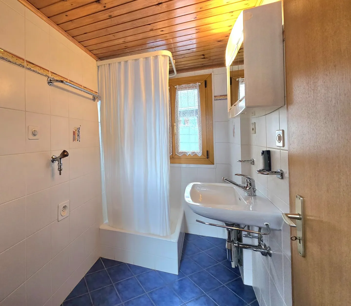 Charming apartment with terrace, panoramic view and garage in St-Martin, Val d'Hérens - Photo 14 of 18