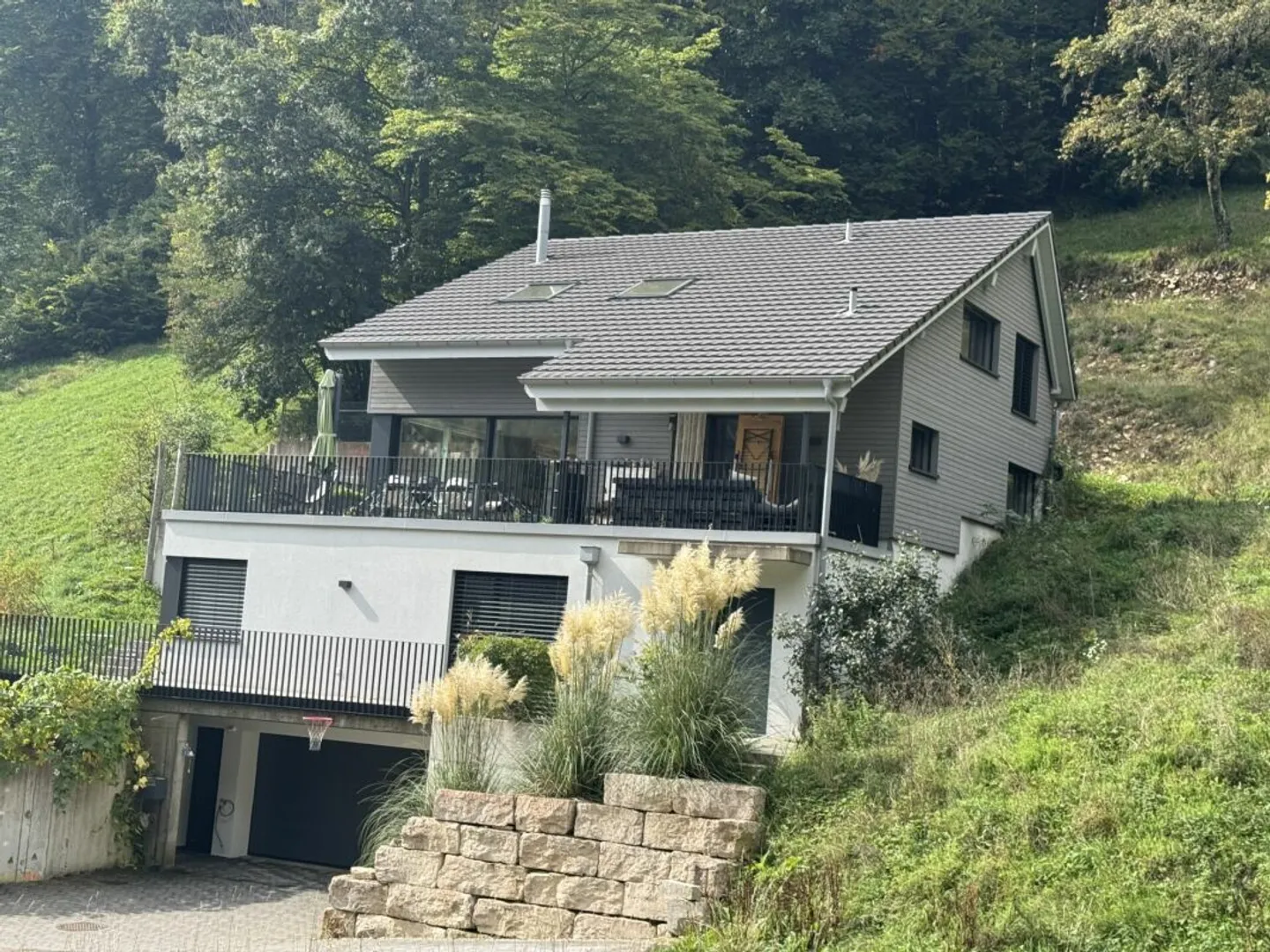 Einfamilienhaus mit Privatsphäre, Aussicht und Natur - Hemmental/Schaffhausen - Foto 2 von 26