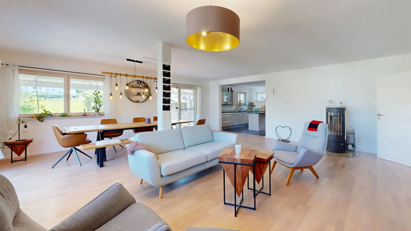 Casa unifamiliare indipendente di 5,5 stanze con stufa svedese - Foto 6 di 25