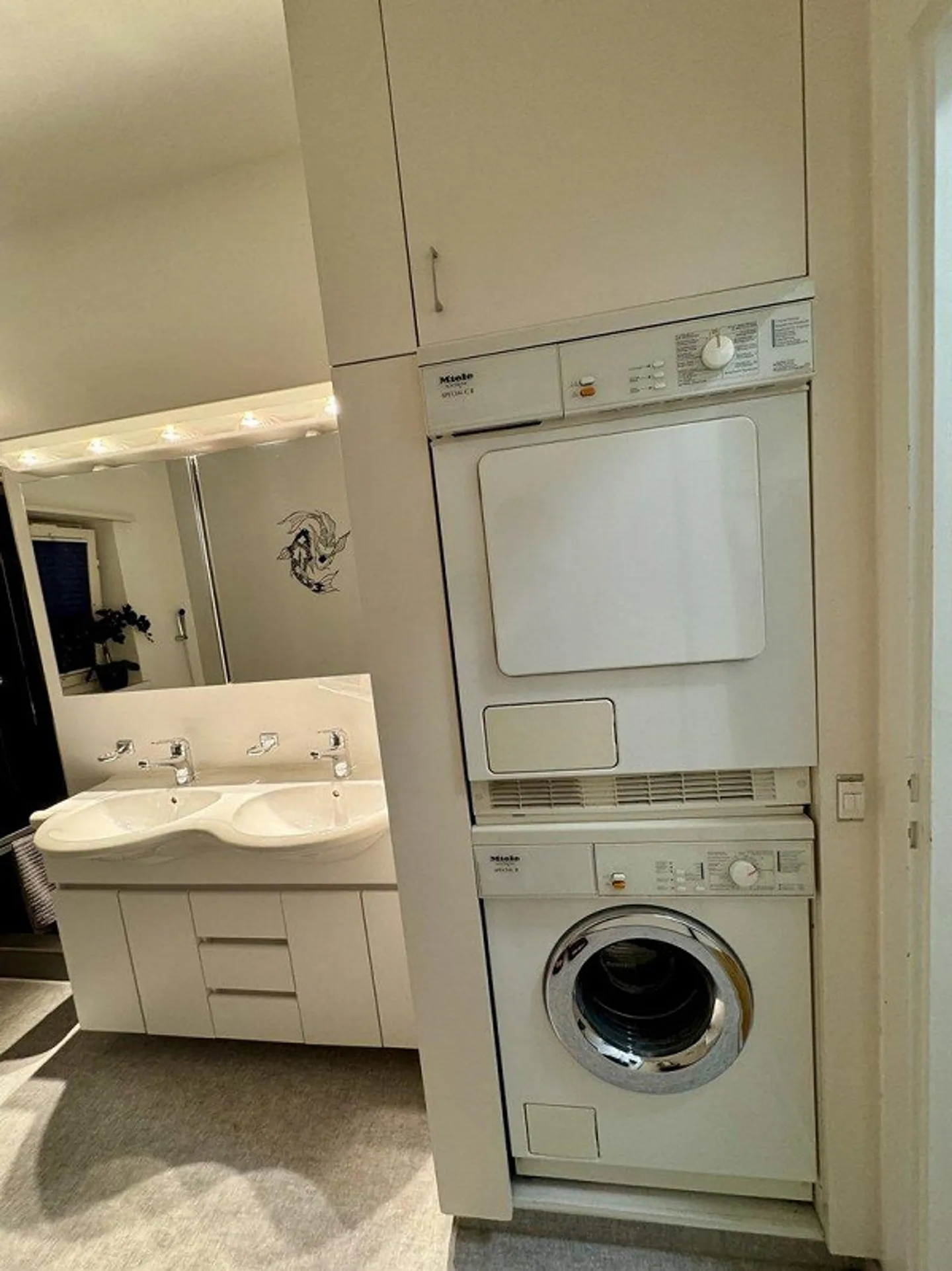 Charming 2.5-room apartment with balcony in Winterthur - Photo 12 of 13