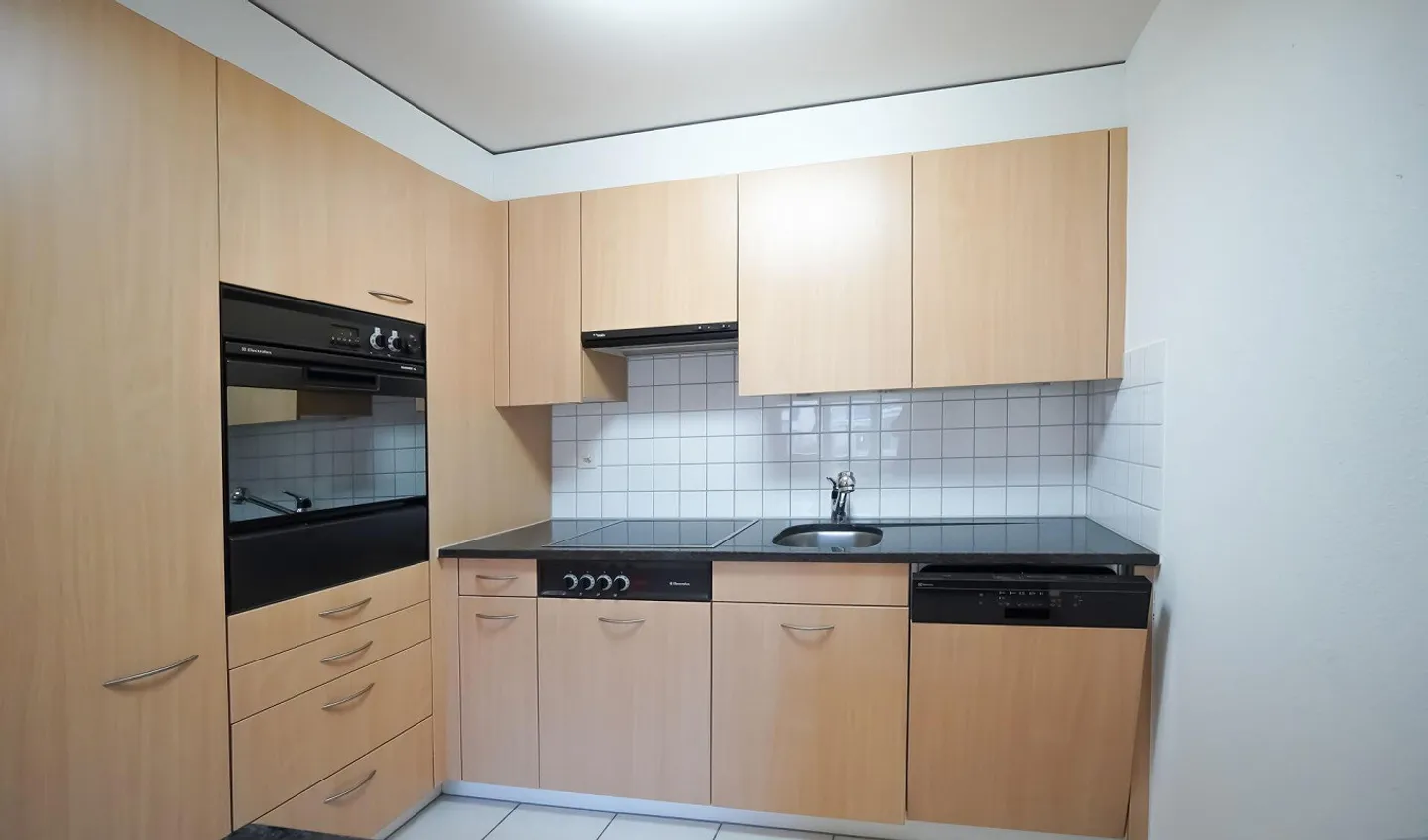 Living in a quiet and green environment - Photo 8 of 13