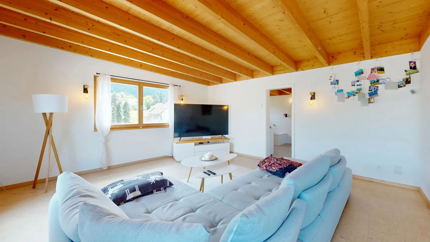 Casa unifamiliare indipendente di 5,5 stanze con stufa svedese - Foto 17 di 25