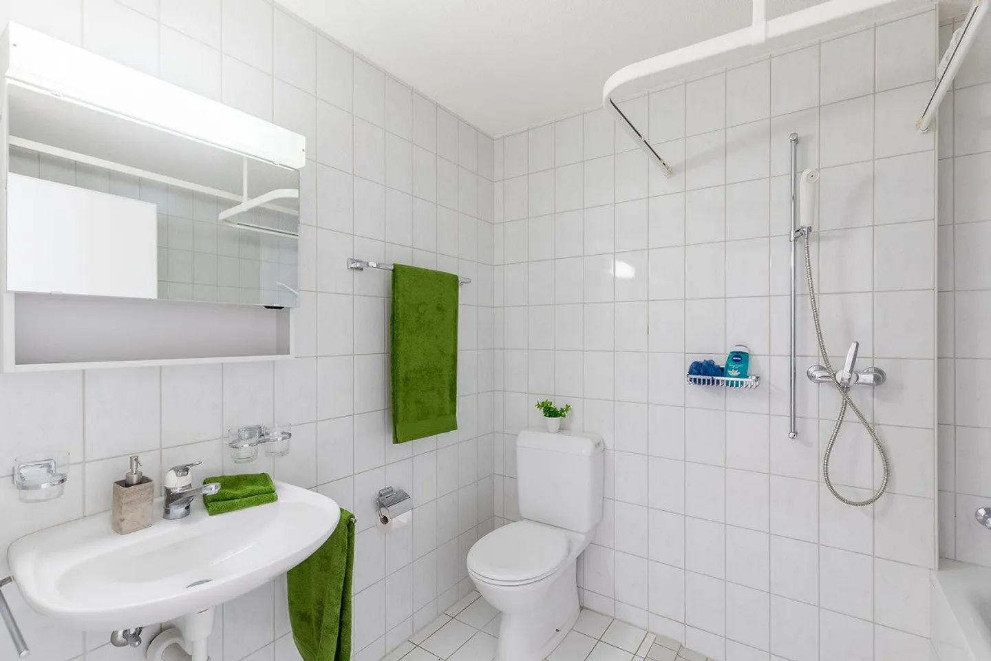 La tua nuova casa. Situata in posizione centrale e tranquilla. - Foto 4 di 10