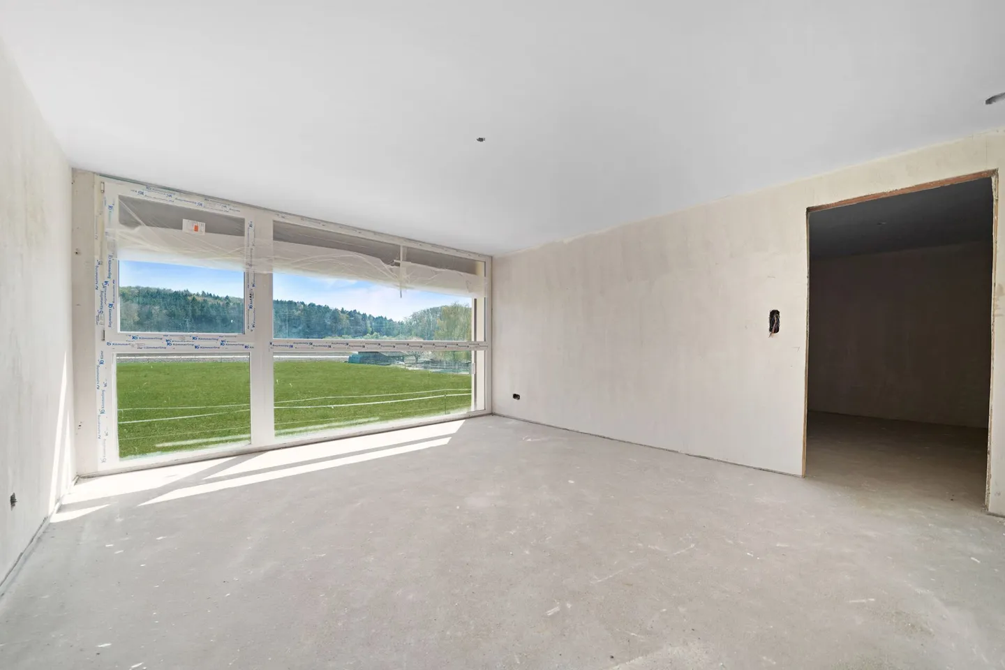 Come in una casa unifamiliare - Appartamento duplex con giardino e il proprio impianto fotovoltaico - Foto 3 di 13
