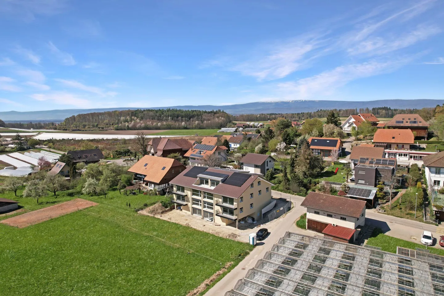 Come in una casa unifamiliare - Appartamento duplex con giardino e il proprio impianto fotovoltaico - Foto 13 di 13