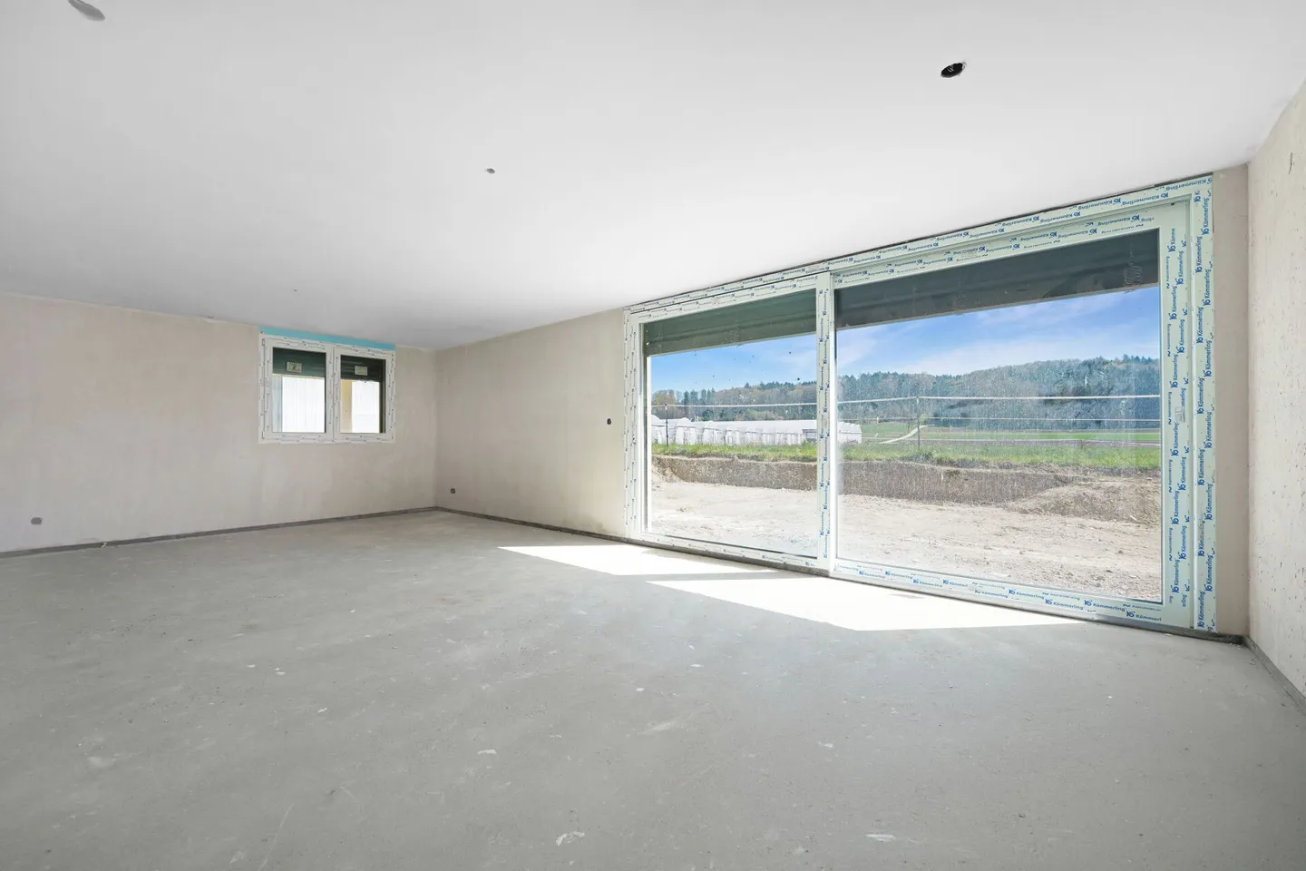 Come in una casa unifamiliare - Appartamento duplex con giardino e il proprio impianto fotovoltaico - Foto 2 di 13