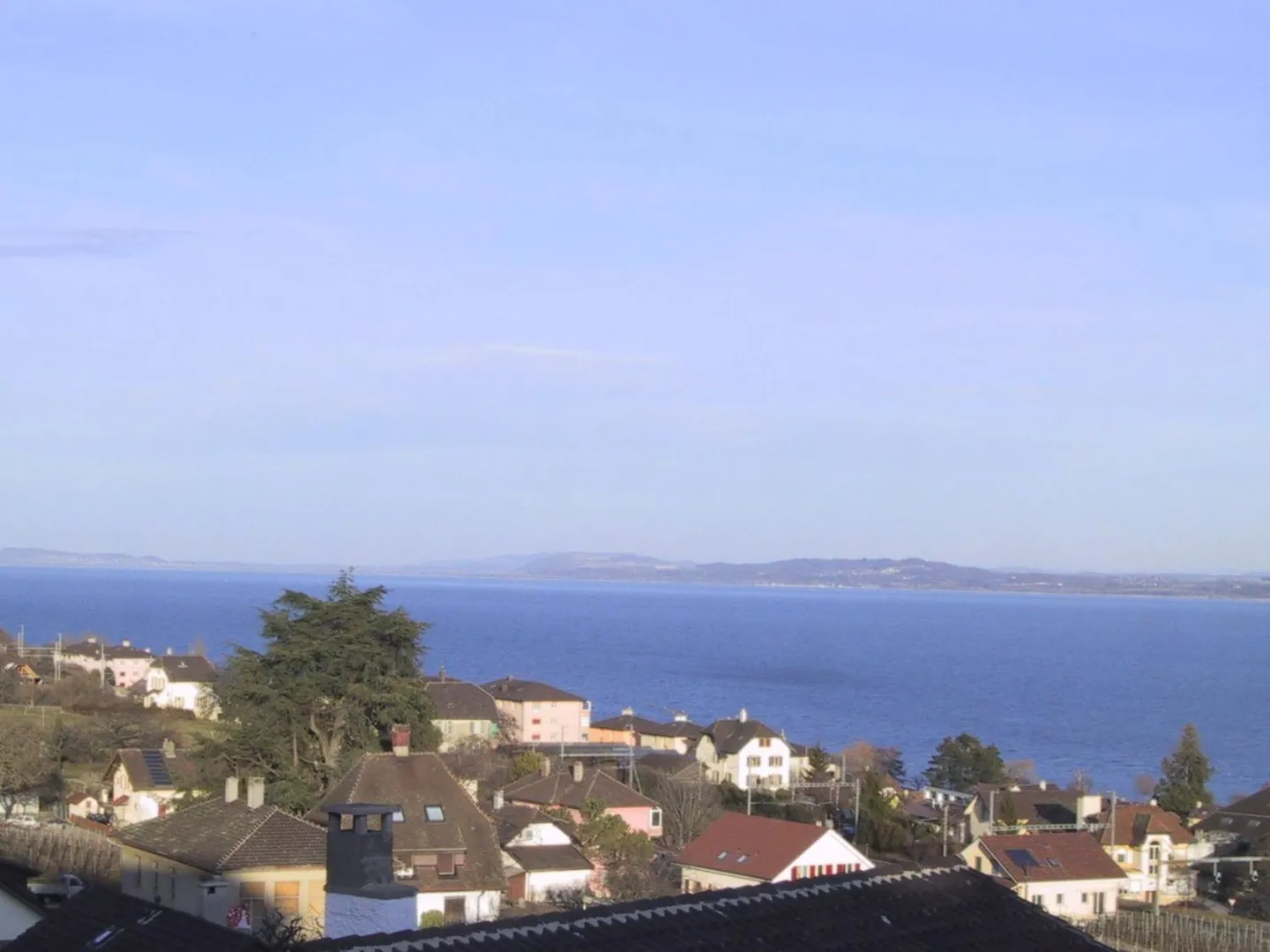 Incantevole villa di 4,5 stanze con vista mozzafiato sul lago e sulle montagne - Foto 3 di 4