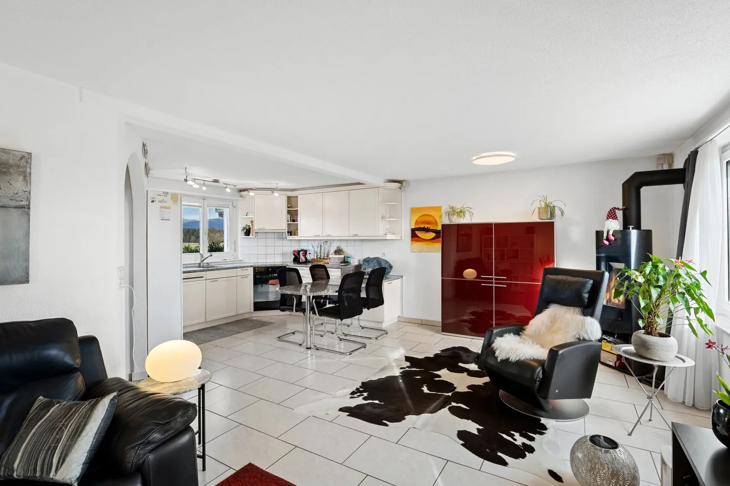 UNA VERA RARITÀ - TRANQUILLA, ISOLATA E PIENA DI CHARME - Foto 4 di 16