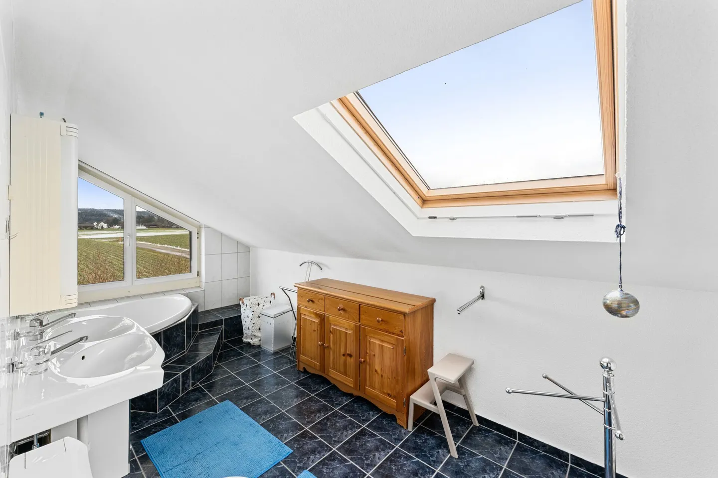 UNA VERA RARITÀ - TRANQUILLA, ISOLATA E PIENA DI CHARME - Foto 10 di 16