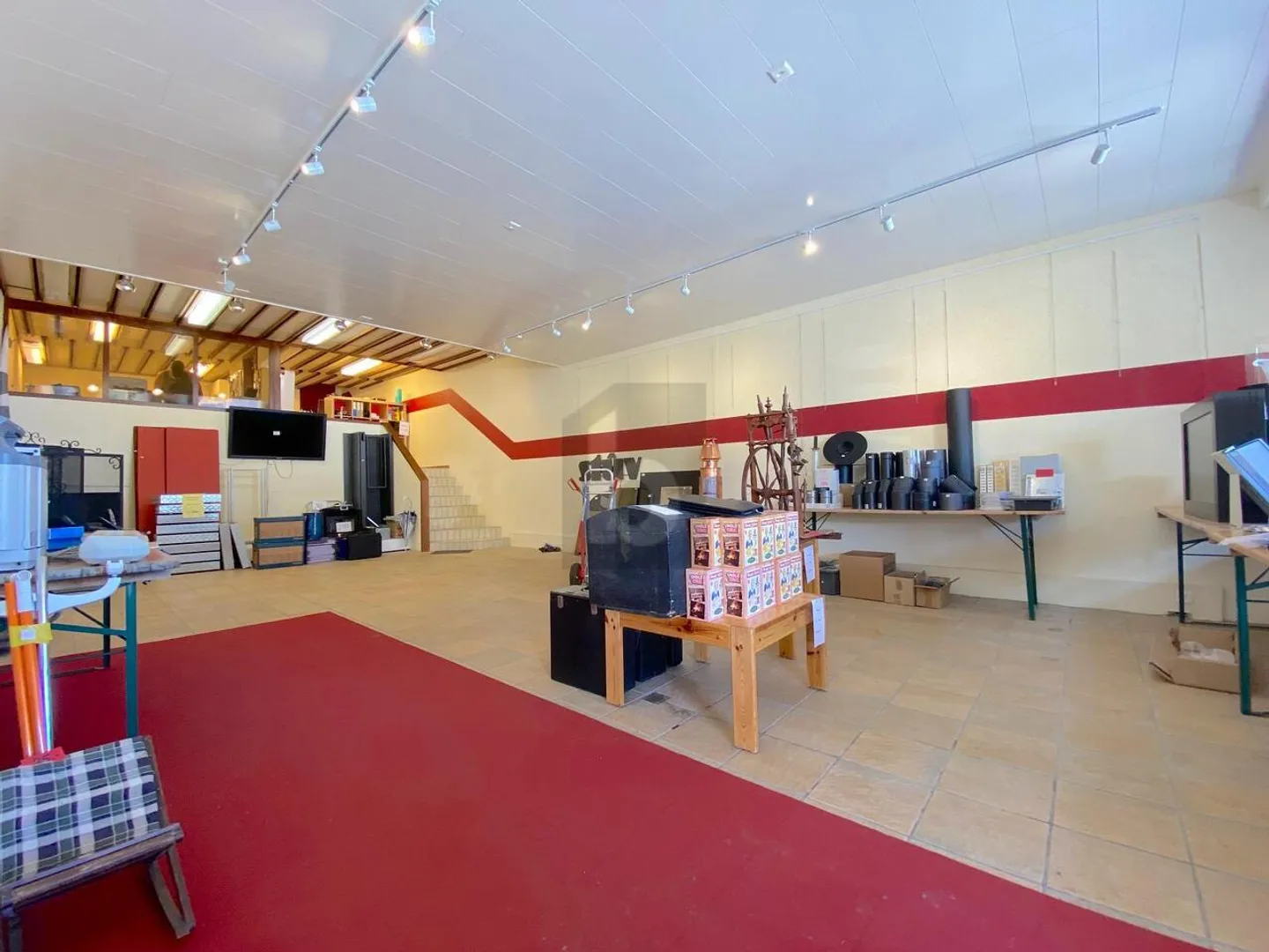 IDEALLY LOCATED IN THE HEART OF THE VILLAGE - Photo 5 of 6