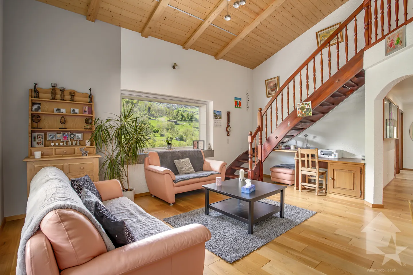 Villa spaziosa di 7,5 stanze, 245 m² + garage/laboratorio al piano terra, 137 m² - Foto 1 di 20