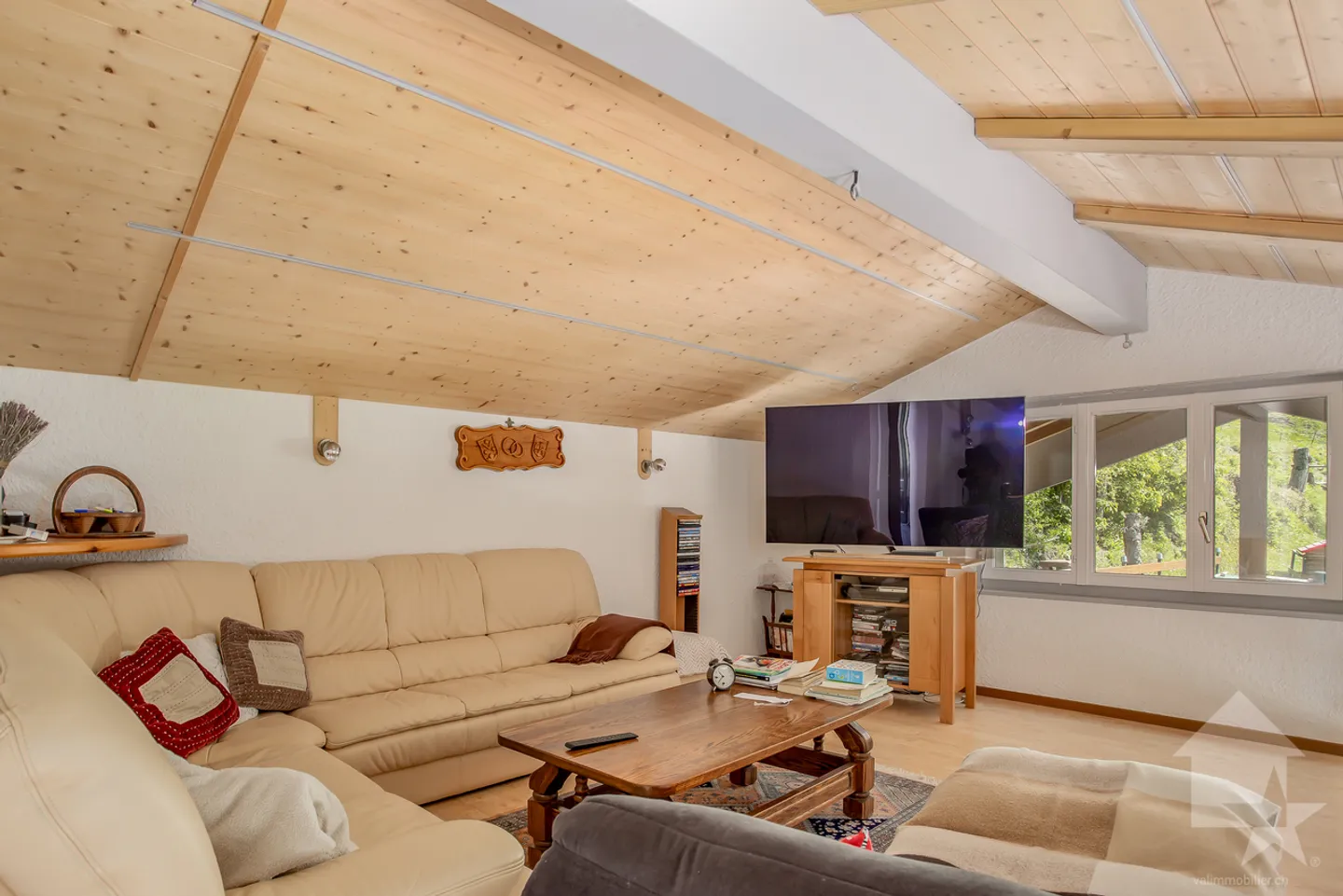 Villa spaziosa di 7,5 stanze, 245 m² + garage/laboratorio al piano terra, 137 m² - Foto 10 di 20