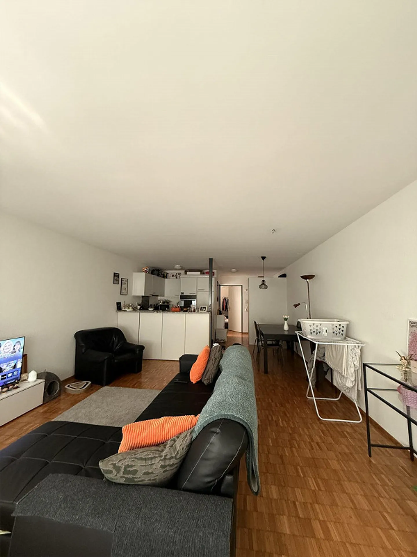 2.5 Room Apartment - Photo 4 of 7