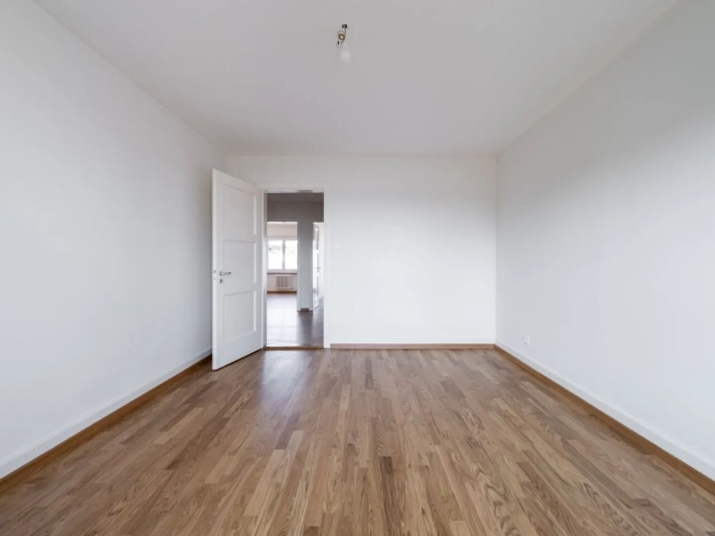 Charmante 3.5 Wohnung zu vermieten in Fribourg - Foto 7 von 9