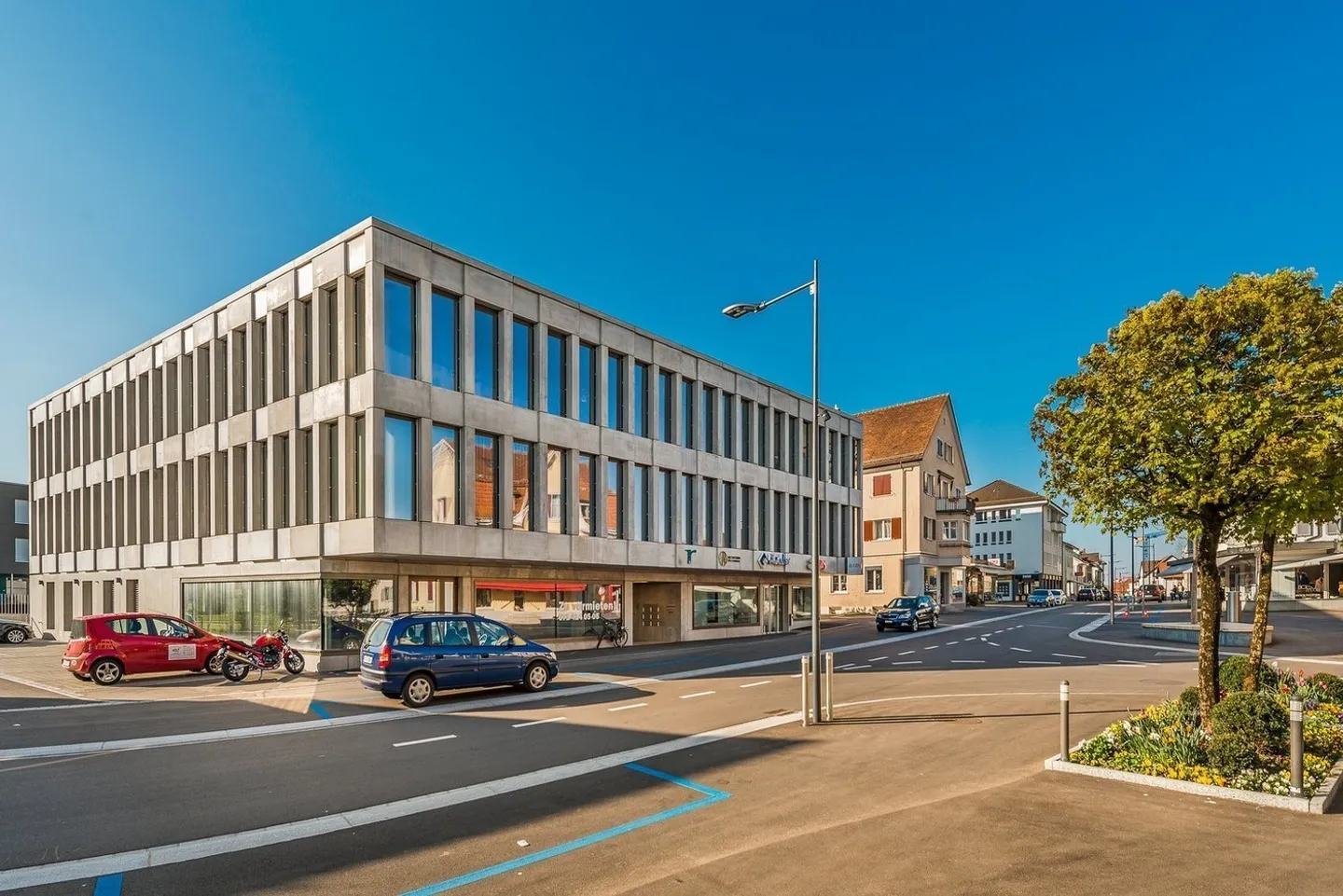 Parking space for rent! - Photo 2 of 2