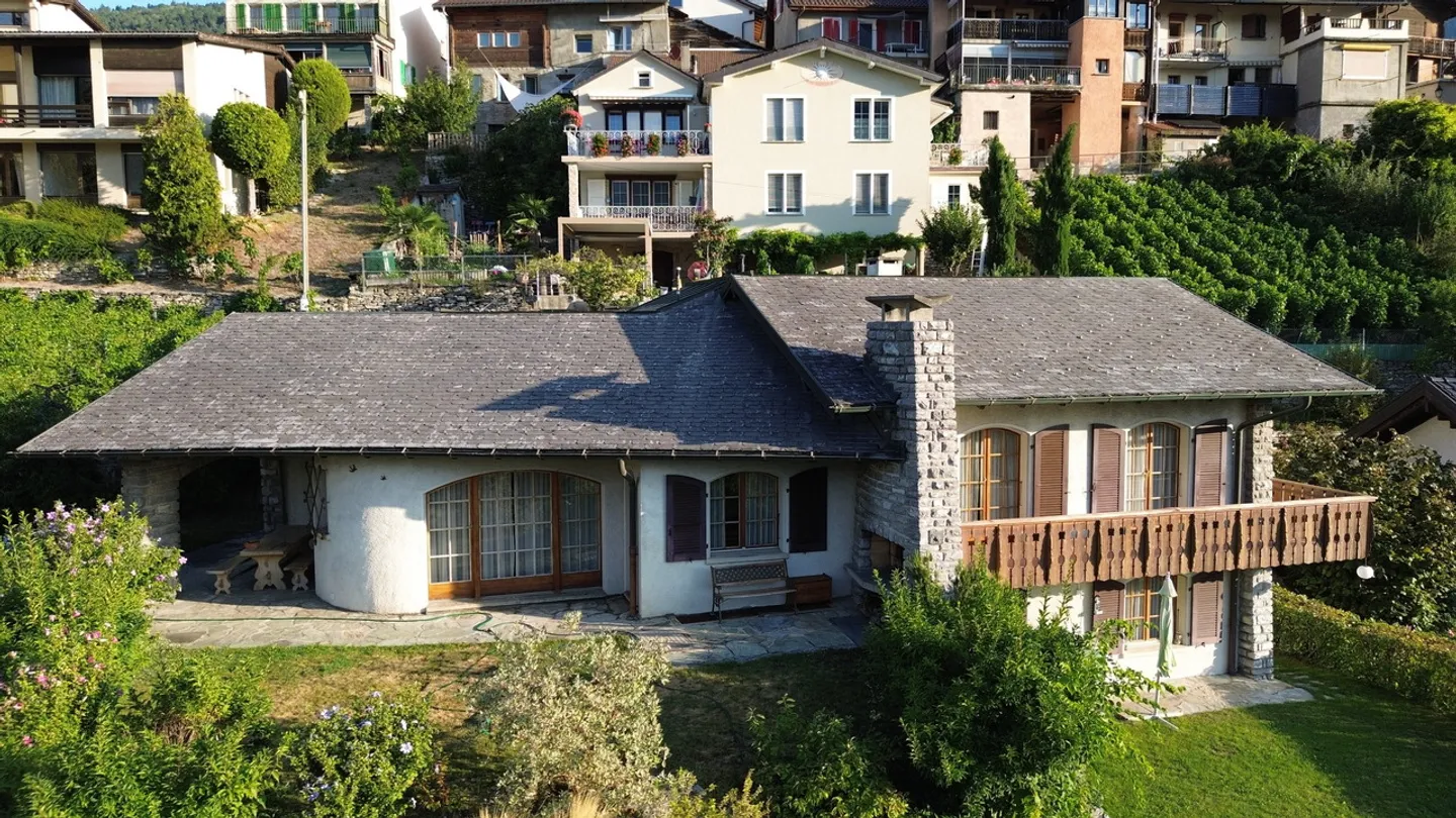 Casa indipendente sulle alture di Sierre - Foto 1 di 11