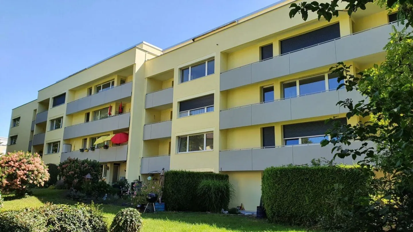 Pratique - dans un emplacement calme avec balcon, abordable - Votre nouveau chez-vous ! - Photo 1 sur 6