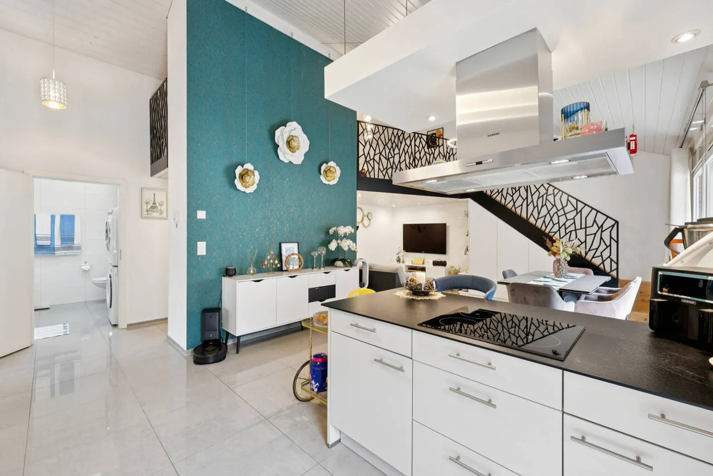 Attico 3.5 camere confortevole - Grande terrazza angolare e ascensore - Foto 1 di 12