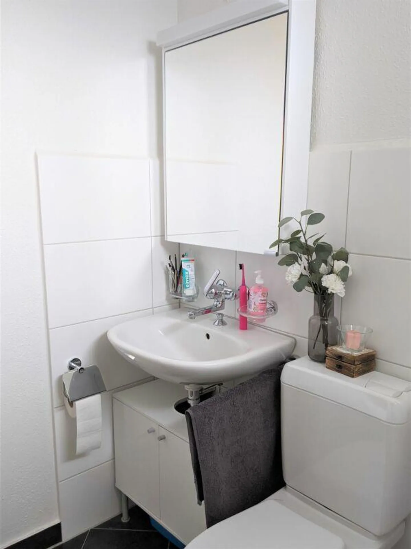 Pratique - dans un emplacement calme avec balcon, abordable - Votre nouveau chez-vous ! - Photo 3 sur 6
