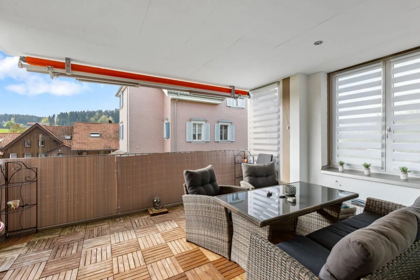 Appartement moderne de 4,5 pièces avec vue sur les montagnes - Photo 7 sur 14