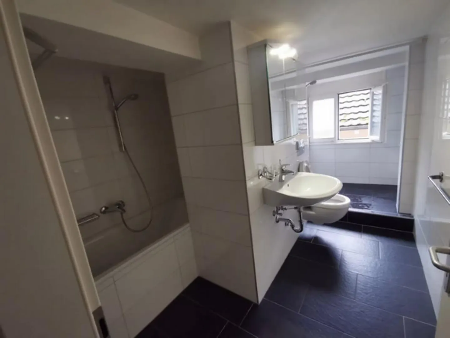 Geräumige Erdgeschosswohnung - Foto 7 von 8