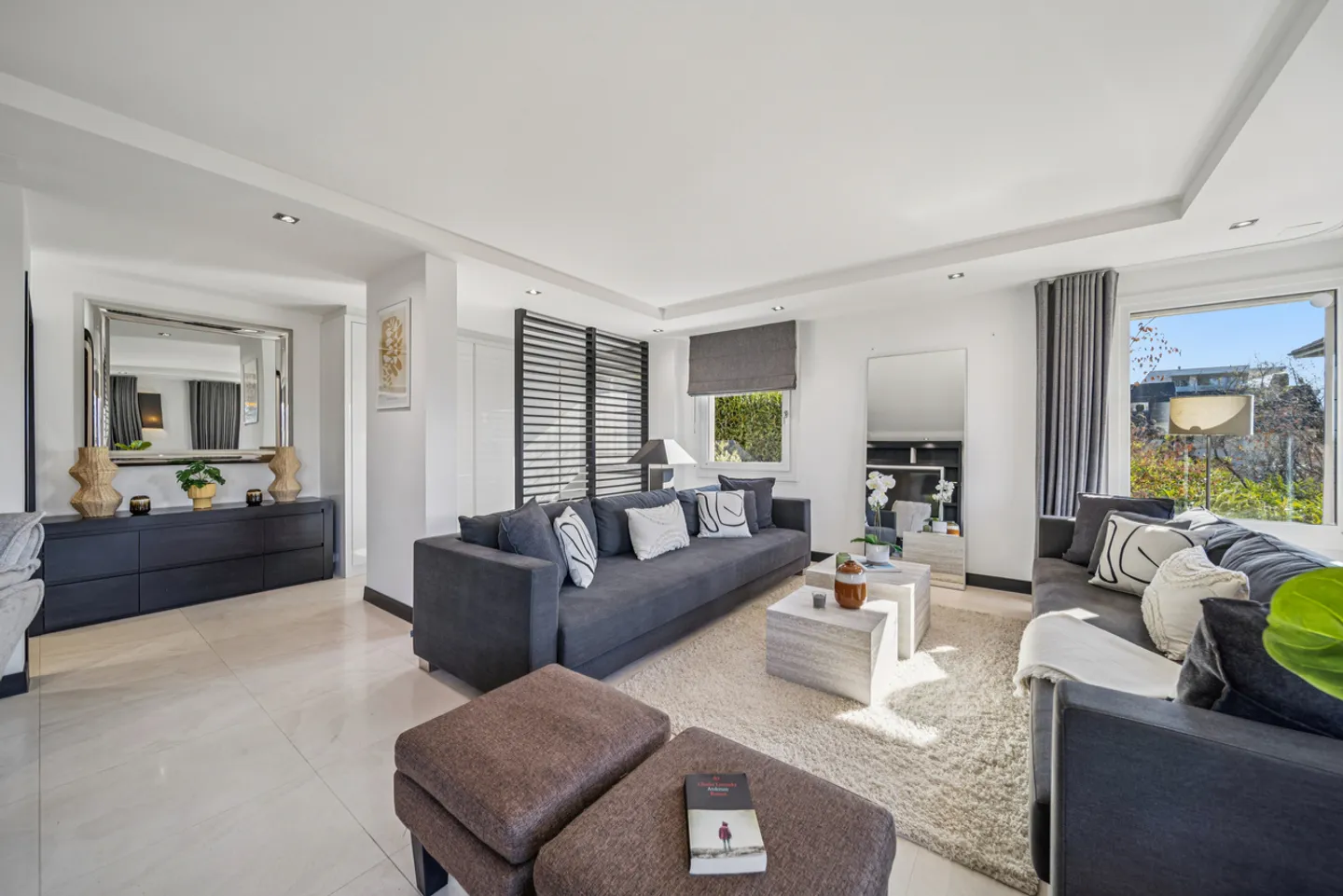 PULLY SUD Luxurious apartment located a stone's throw from the lake - Photo 2 of 16