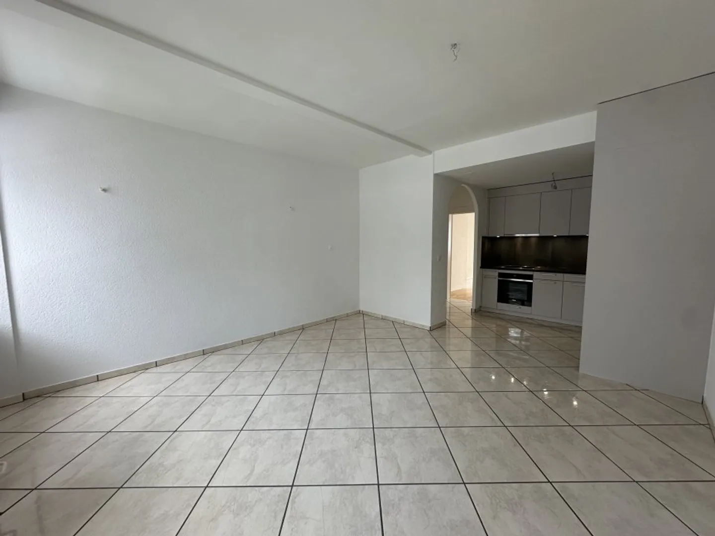 00572 - Wohnung 3 Zimmer - Nord 39 - La Chaux-de-Fonds - Foto 2 von 7