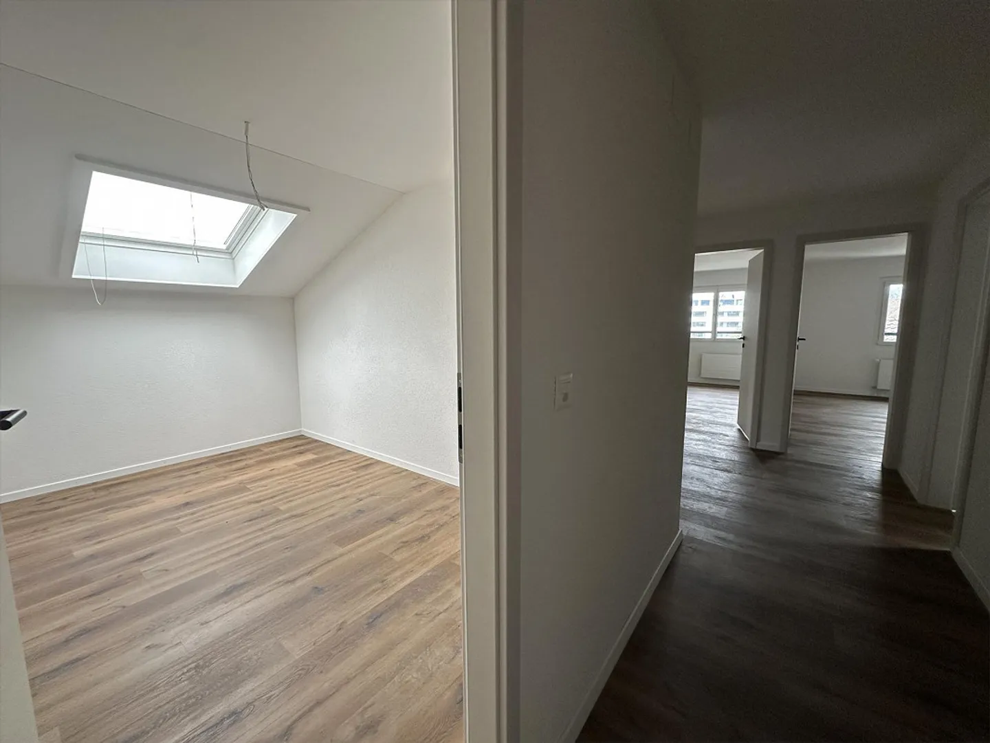 Helle 7 Zimmer-Loftwohnung Küssnacht am Rigi - Photo 3 of 4