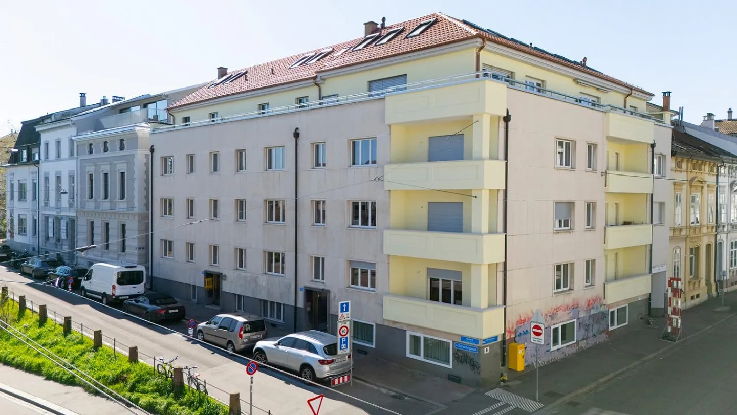 Modernes Apartment mit Cabriofenster - Foto 1 von 13
